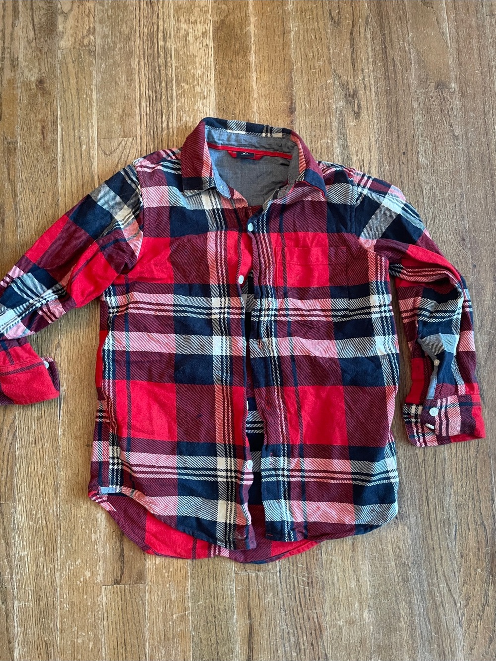 GAP Red Navy Plaid Button-Down Shirt